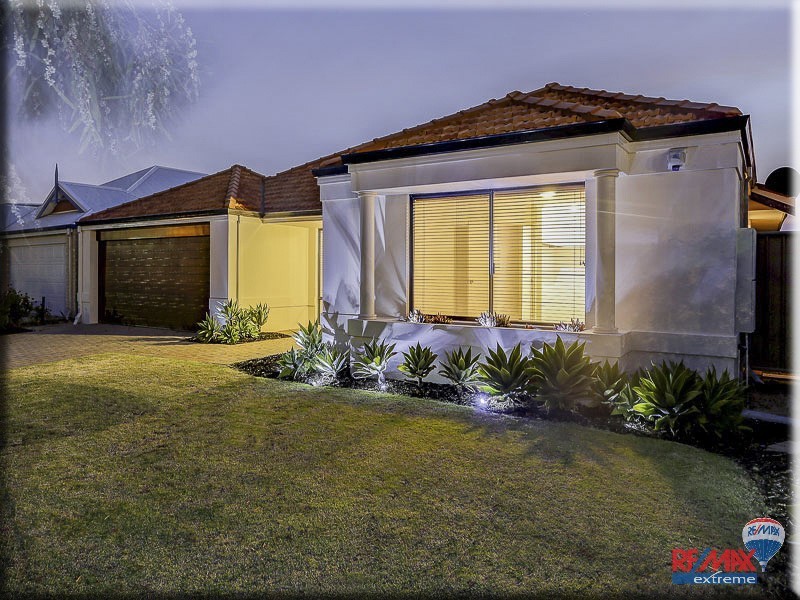 25 Talybont Bend, Butler WA 6036