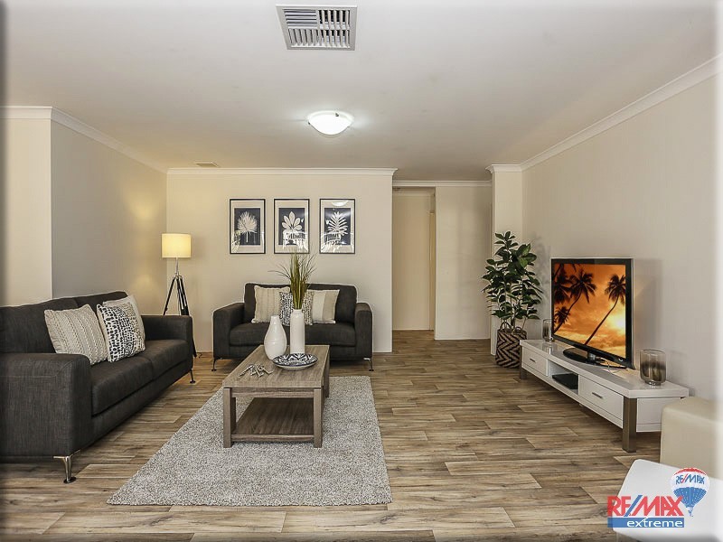 25 Talybont Bend, Butler WA 6036