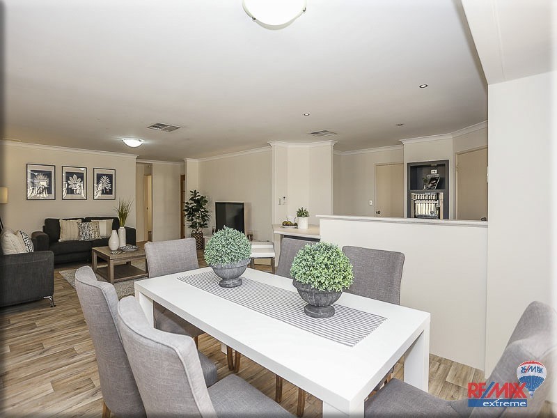 25 Talybont Bend, Butler WA 6036