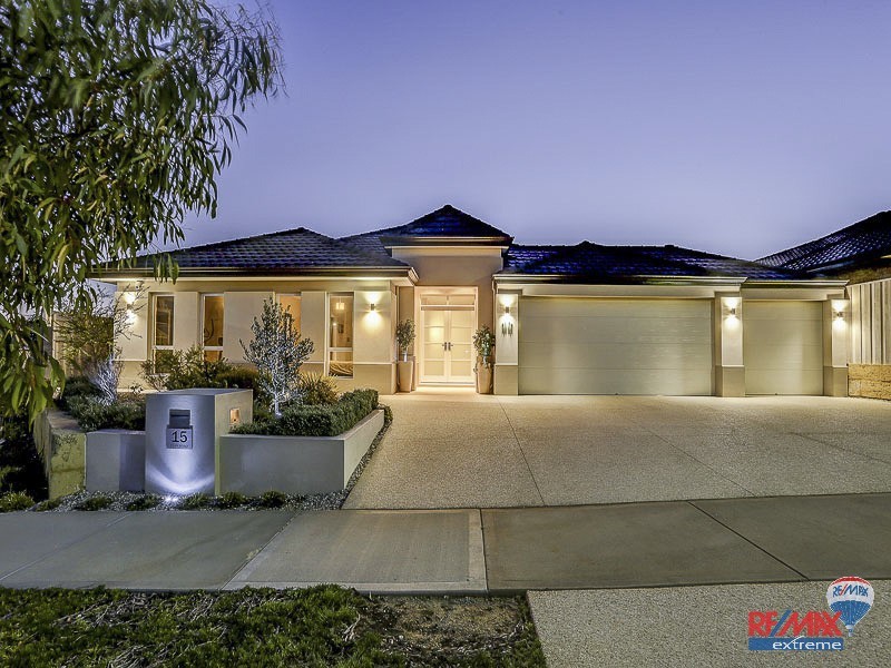 15 Flax Road, Yanchep WA 6035