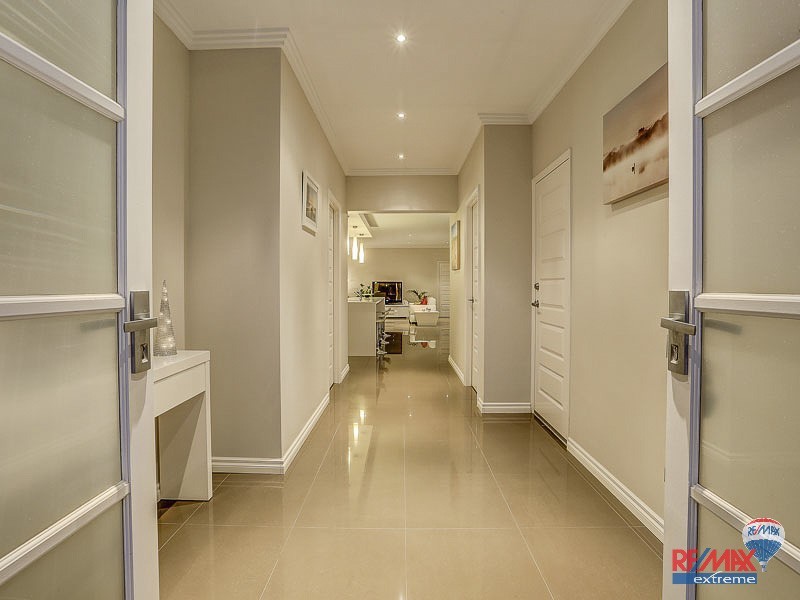 15 Flax Road, Yanchep WA 6035