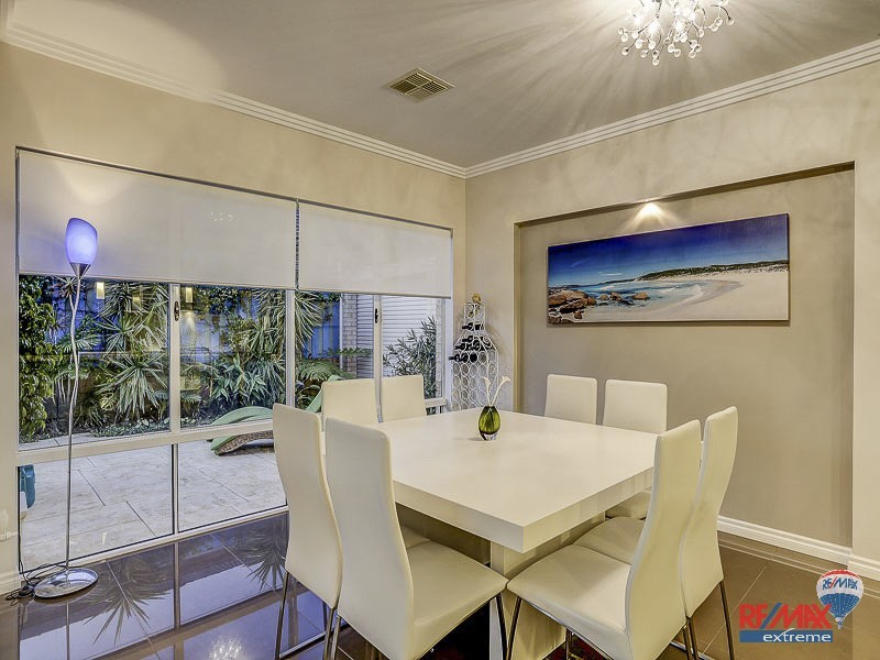 15 Flax Road, Yanchep WA 6035