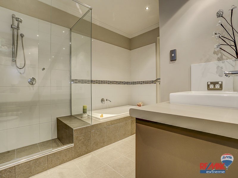 15 Flax Road, Yanchep WA 6035