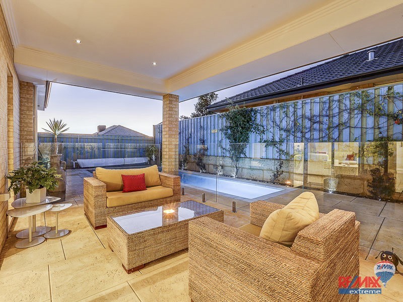 15 Flax Road, Yanchep WA 6035