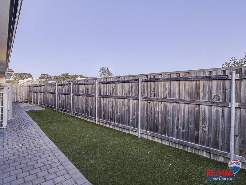 15 Flax Road, Yanchep WA 6035