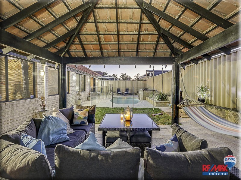 15 Haslingfield Way, Butler WA 6036