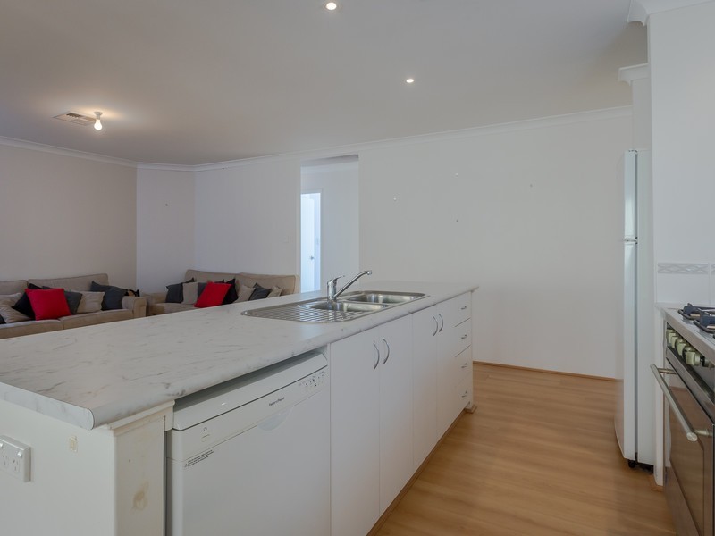 14 Tarbert Parade, Ridgewood WA 6030