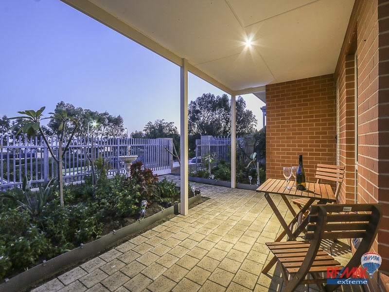45 Granite Place, Yanchep WA 6035