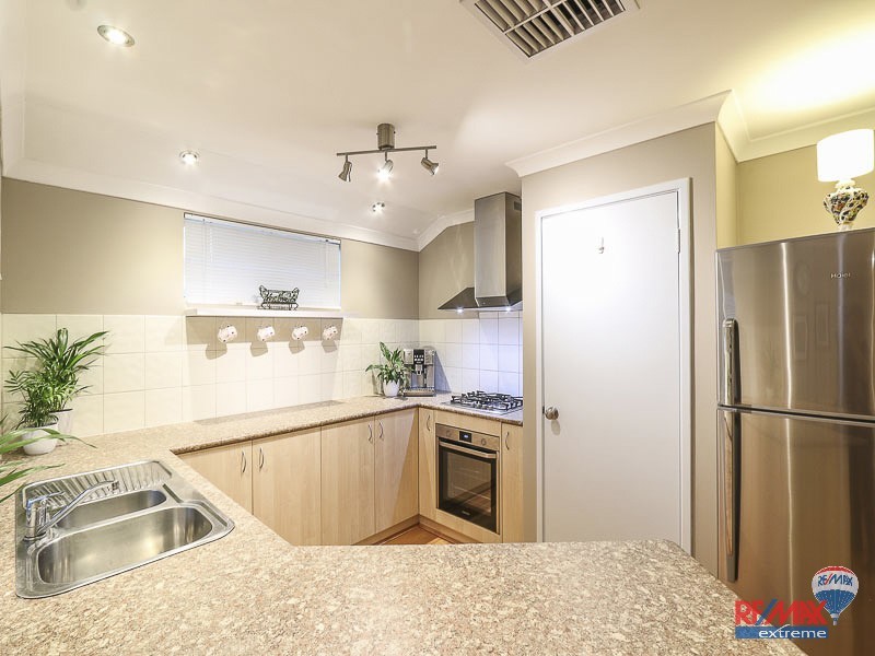 45 Granite Place, Yanchep WA 6035