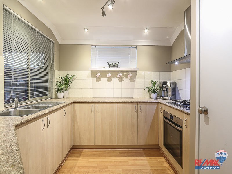 45 Granite Place, Yanchep WA 6035