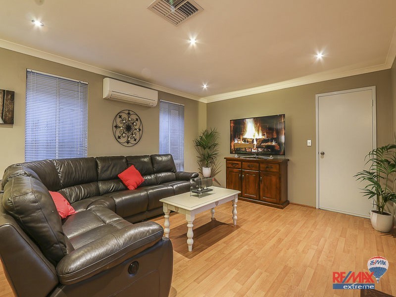 45 Granite Place, Yanchep WA 6035