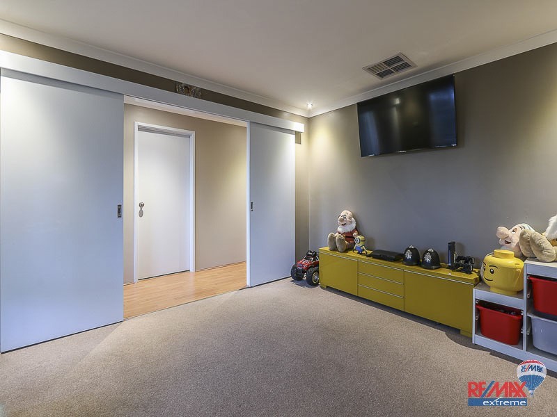 45 Granite Place, Yanchep WA 6035