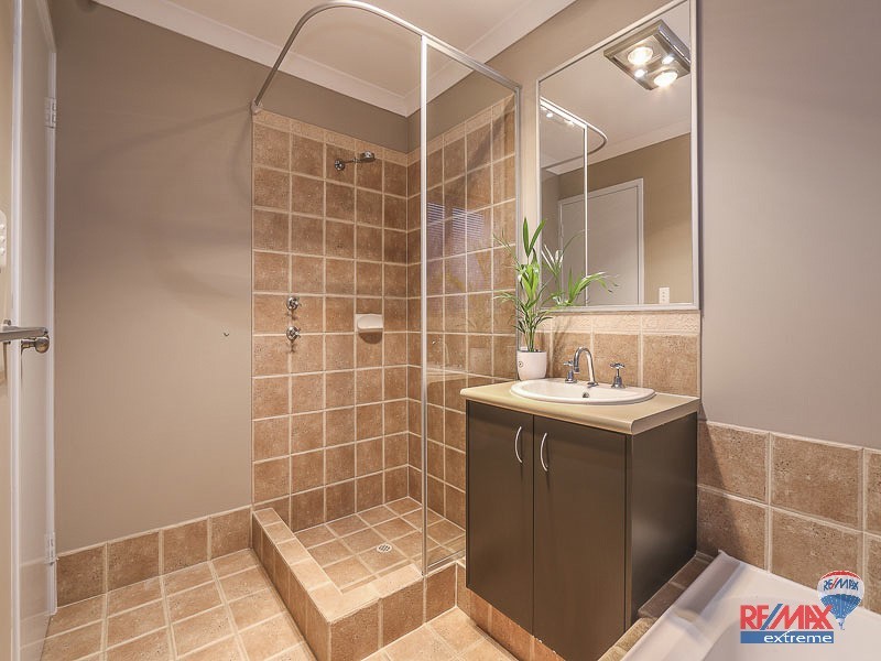 45 Granite Place, Yanchep WA 6035