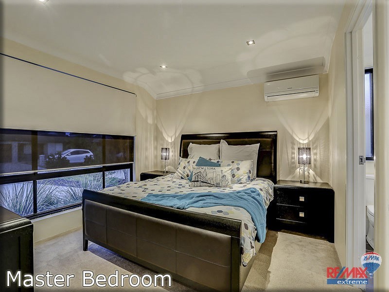 15 Stanbroke Turn, Carramar WA 6031