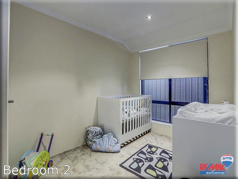 15 Stanbroke Turn, Carramar WA 6031