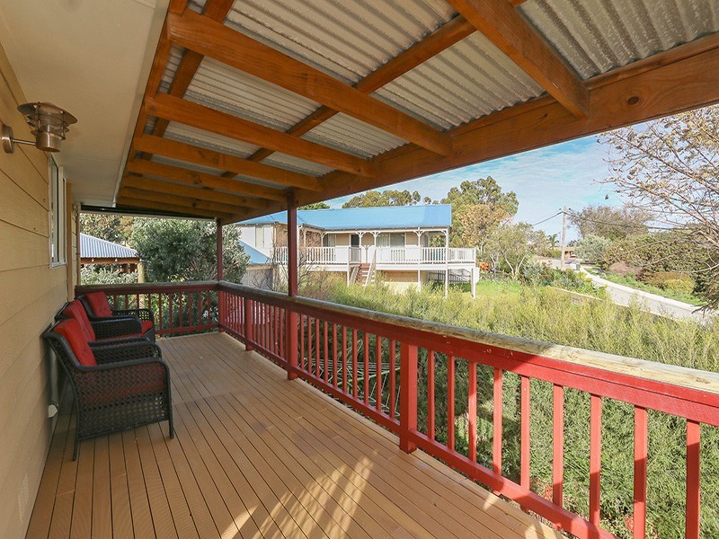 12 Vaughey Road, Quinns Rocks WA 6030