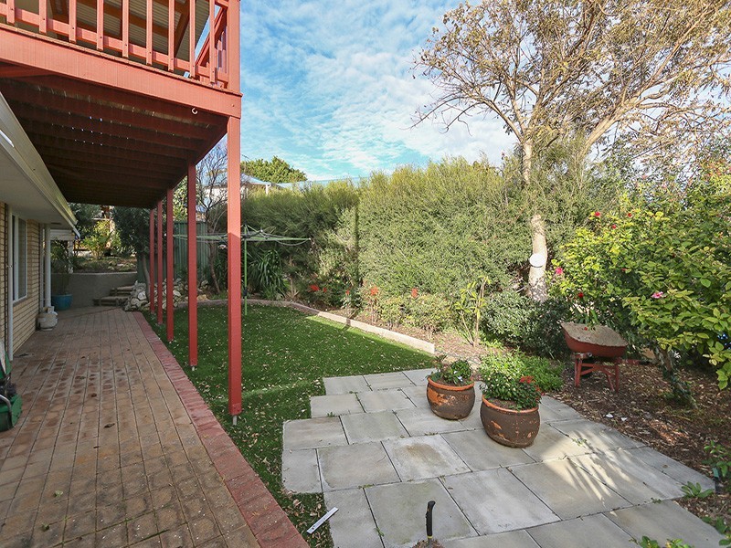 12 Vaughey Road, Quinns Rocks WA 6030