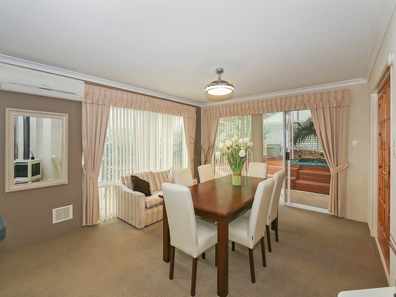 12 Vaughey Road, Quinns Rocks WA 6030