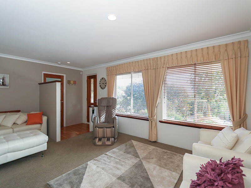 12 Vaughey Road, Quinns Rocks WA 6030