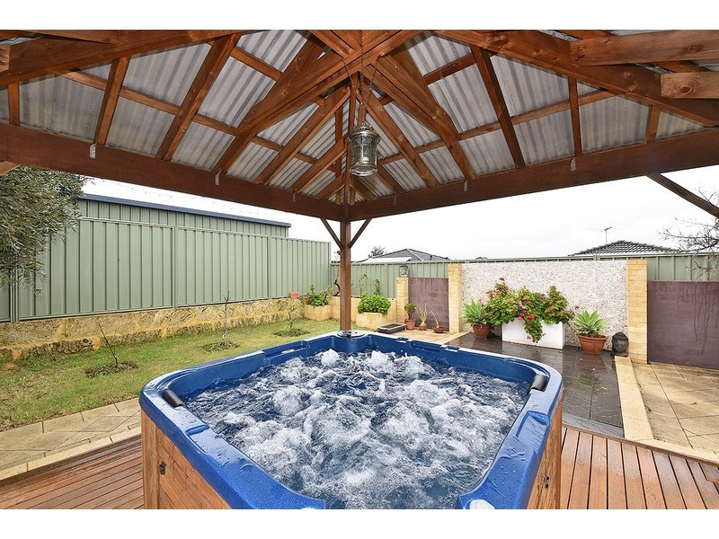 14 Redcloud Ridge, Merriwa WA 6030