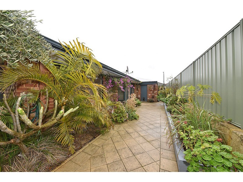 14 Redcloud Ridge, Merriwa WA 6030