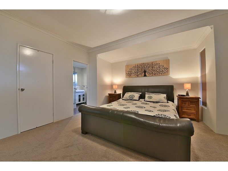 4 Maryport Way, Butler WA 6036