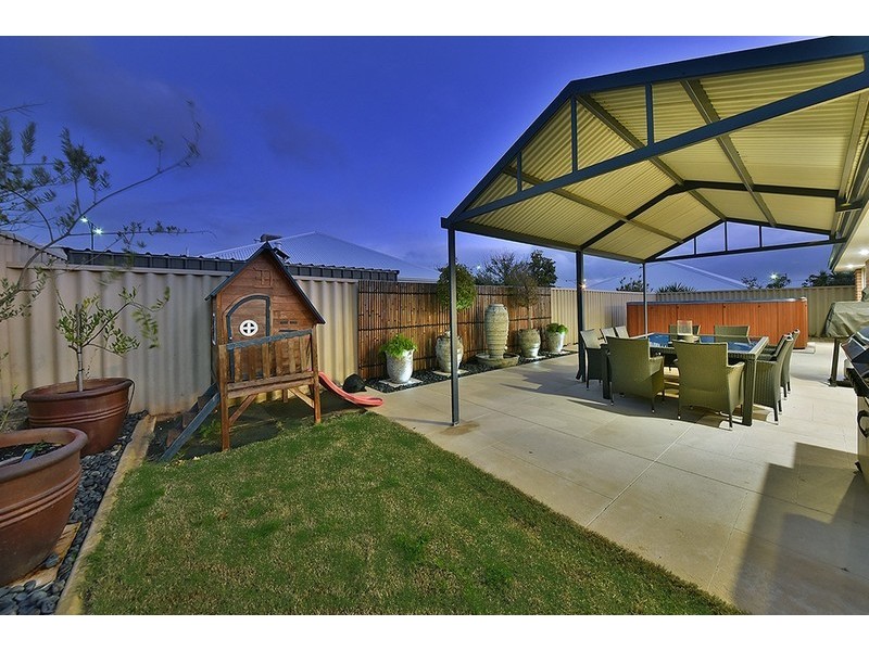 4 Maryport Way, Butler WA 6036