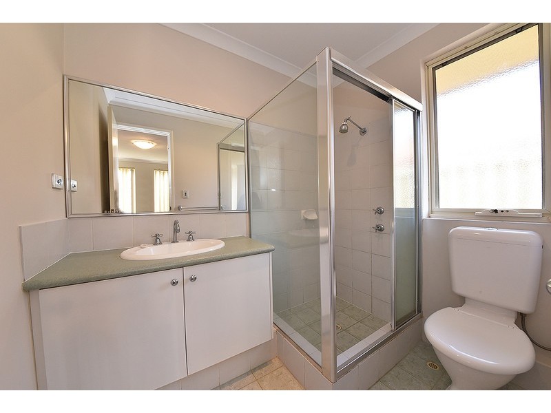 21 Ammanford Crescent, Butler WA 6036