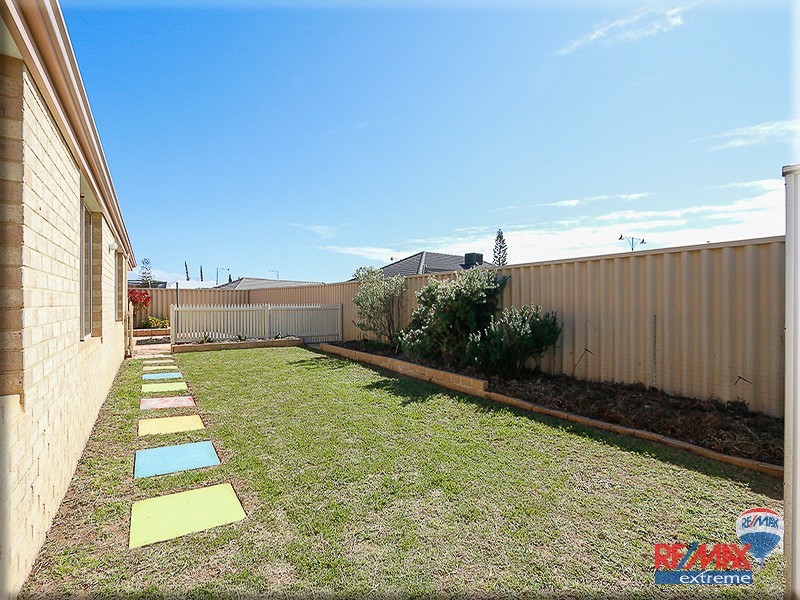 17 Reigate Way, Butler WA 6036