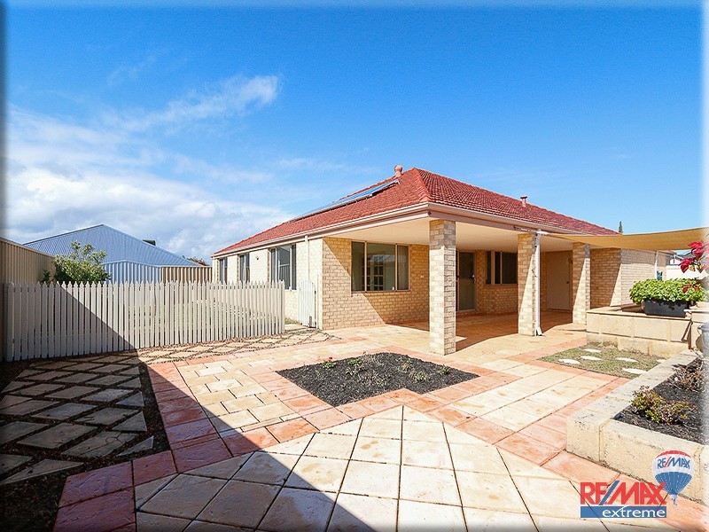 17 Reigate Way, Butler WA 6036