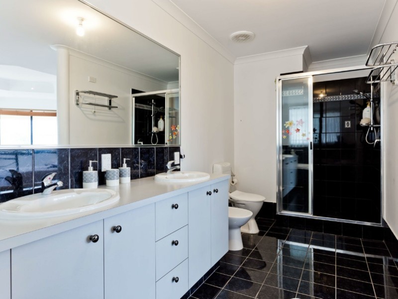 8 Parham Road, Quinns Rocks WA 6030