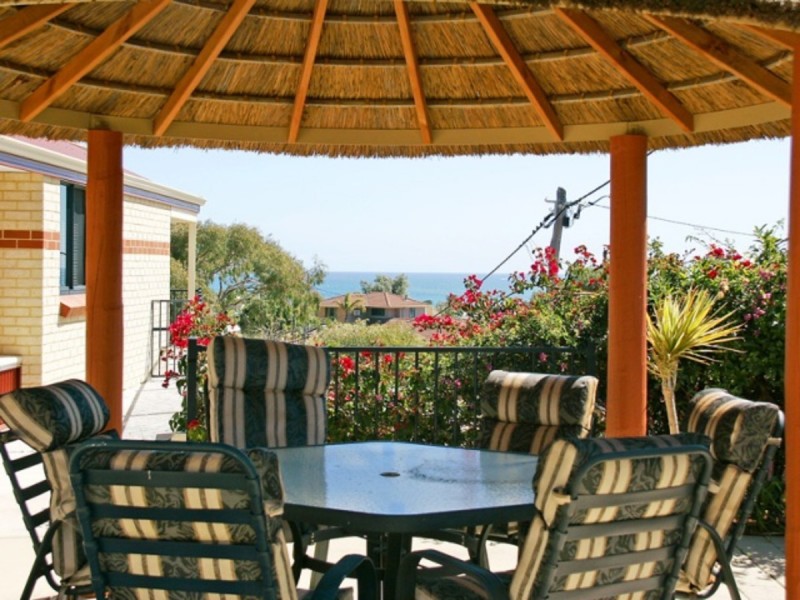 8 Parham Road, Quinns Rocks WA 6030