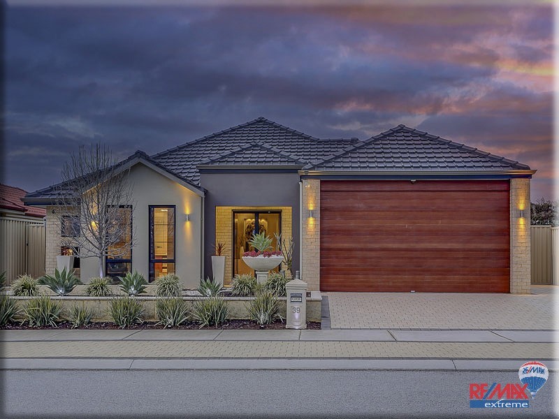 39 Heysham Bend, Butler WA 6036