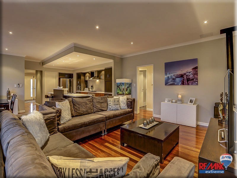 39 Heysham Bend, Butler WA 6036