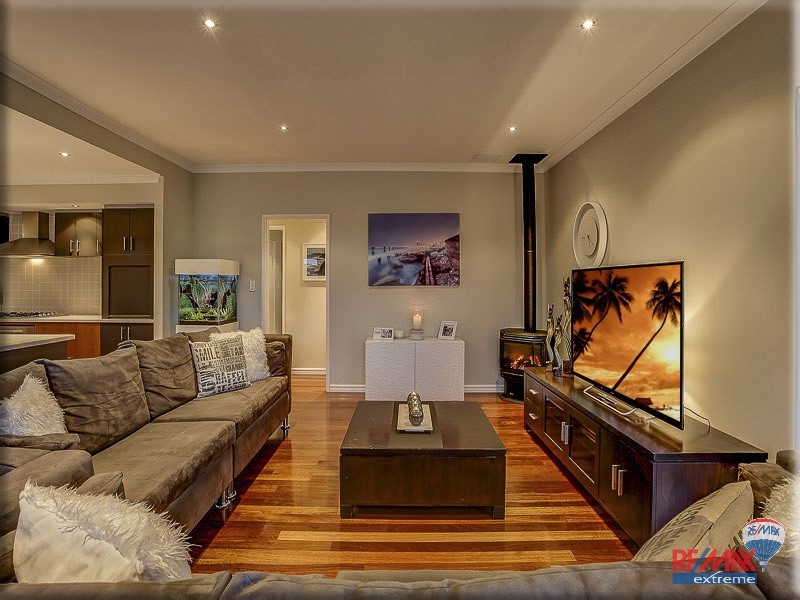 39 Heysham Bend, Butler WA 6036