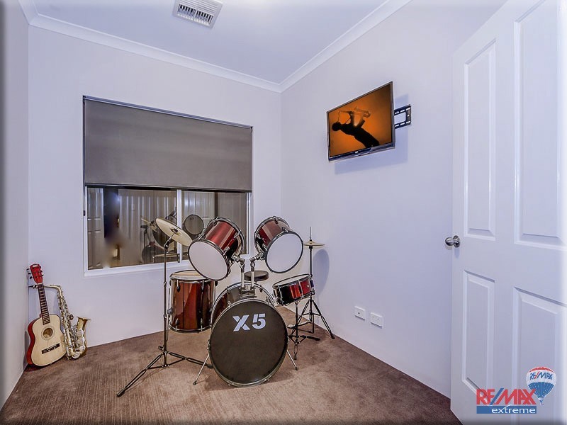 4 Kendal Turn, Alkimos WA 6038