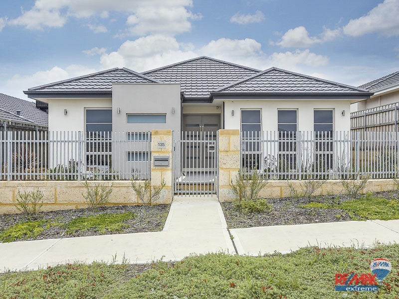135 Lindsay Beach Boulevard, Yanchep WA 6035