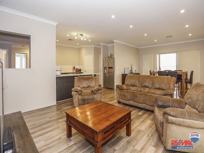 135 Lindsay Beach Boulevard, Yanchep WA 6035