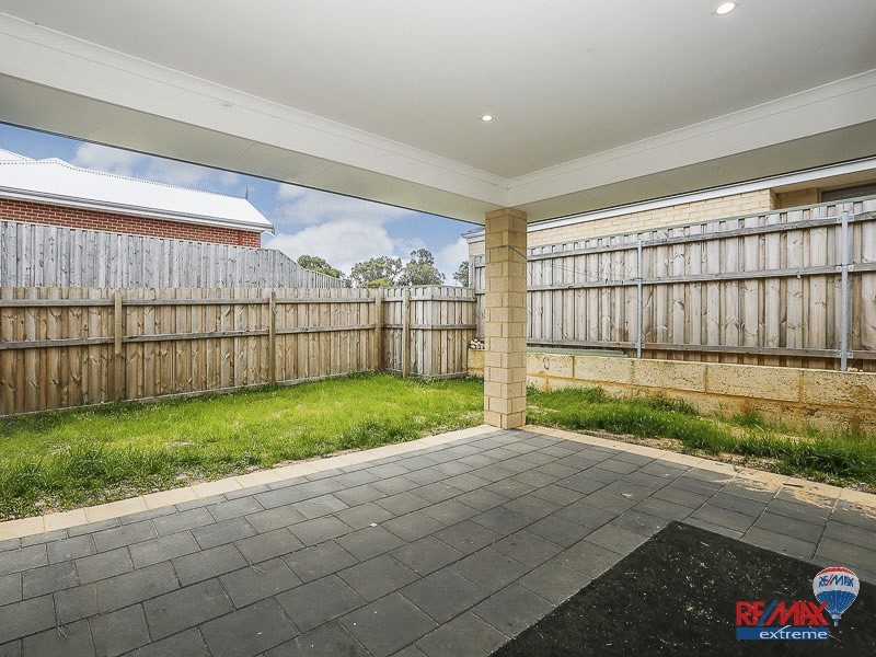 135 Lindsay Beach Boulevard, Yanchep WA 6035