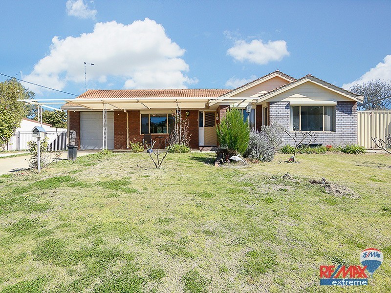 11 Trotman Crescent, Yanchep WA 6035