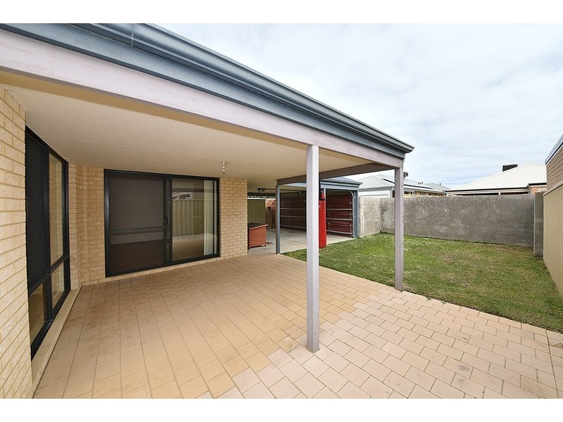 117 Rosegreen Avenue, Butler WA 6036