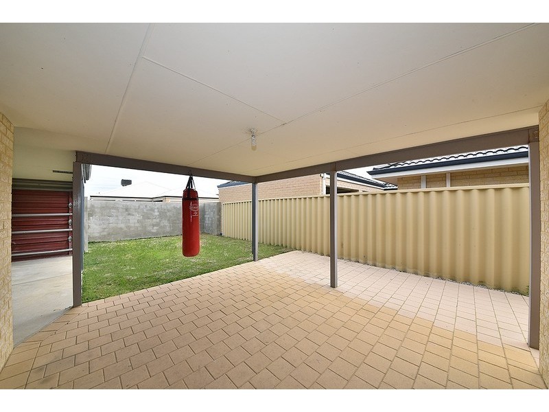 117 Rosegreen Avenue, Butler WA 6036