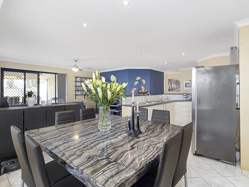 21 Badcoe Alley, Clarkson WA 6030