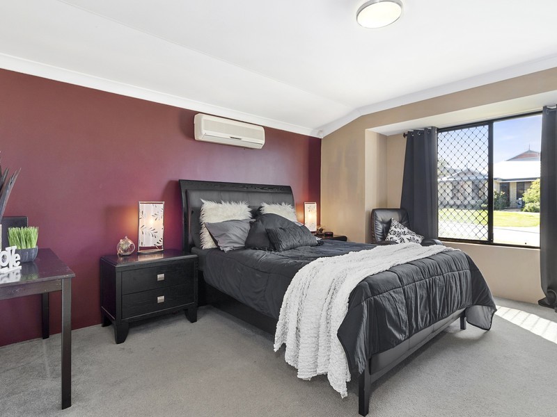 21 Badcoe Alley, Clarkson WA 6030
