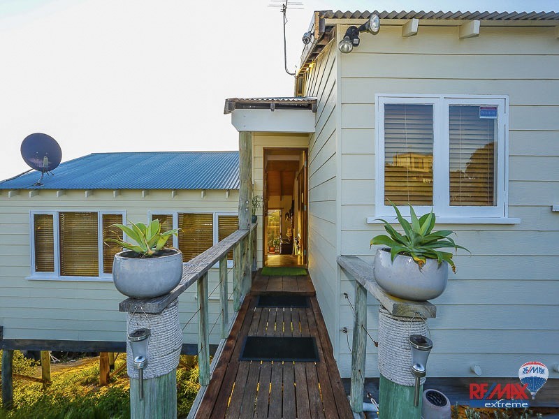 54 Hackney Way, Yanchep WA 6035