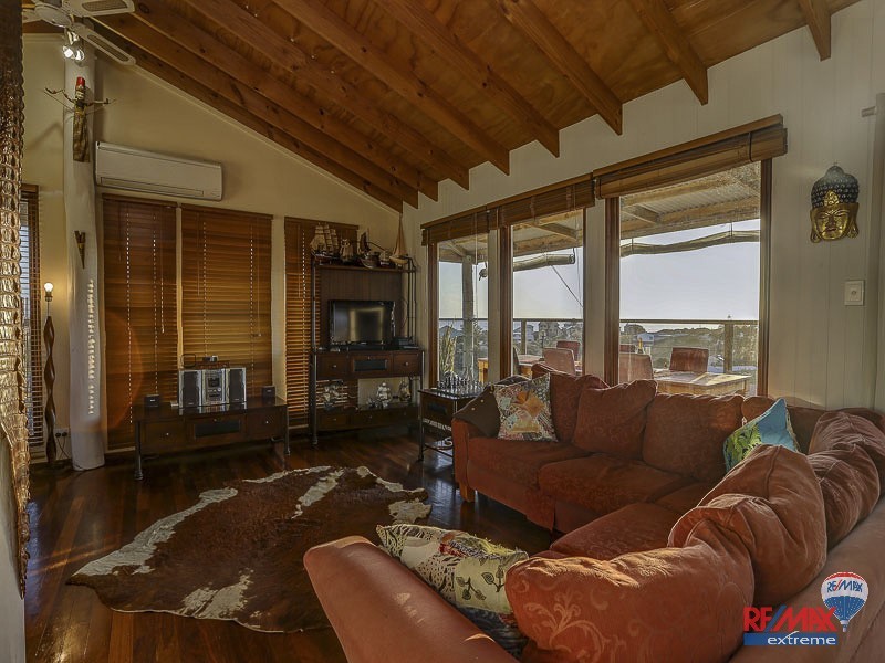 54 Hackney Way, Yanchep WA 6035