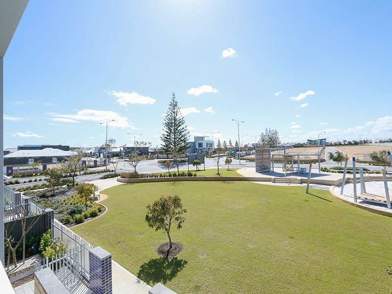 10 Fusus Lane, Jindalee WA 6036