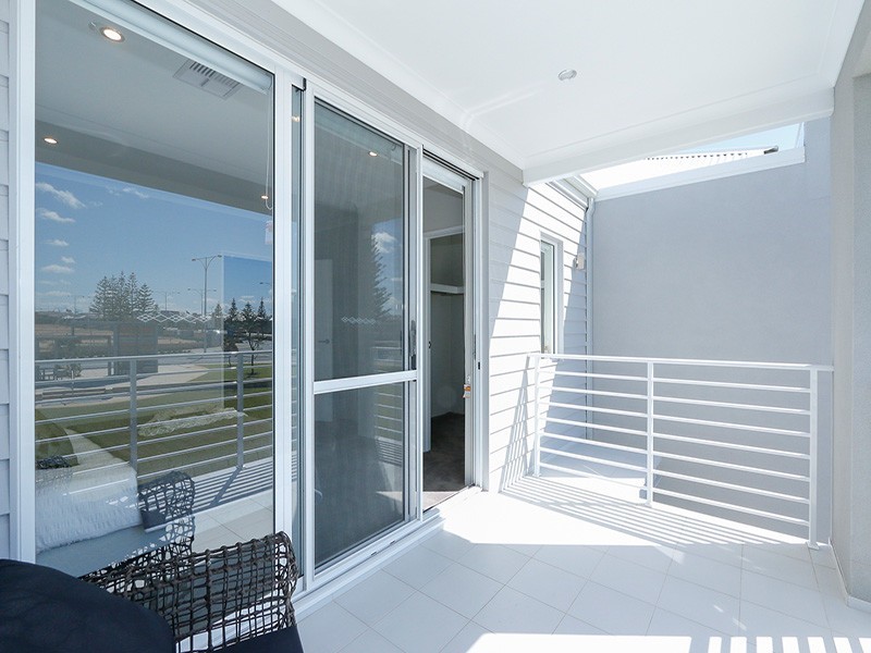 10 Fusus Lane, Jindalee WA 6036