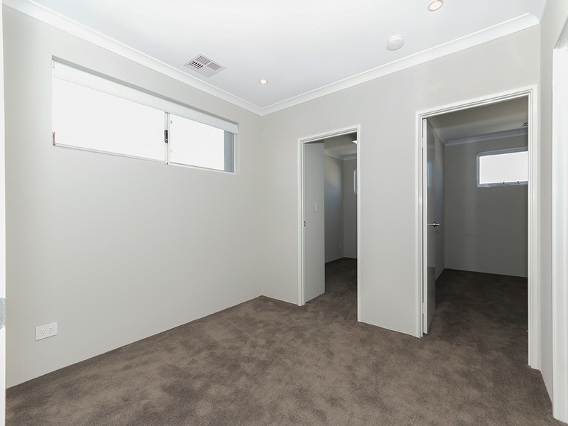 10 Fusus Lane, Jindalee WA 6036