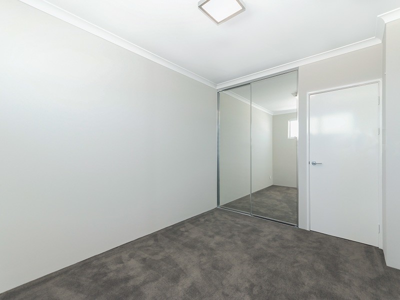 10 Fusus Lane, Jindalee WA 6036